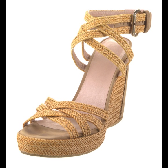 Stuart Weitzman Shoes - STUART WEITZMAN "REINS" in Camel Laniard (Rare!) Sz 9.5